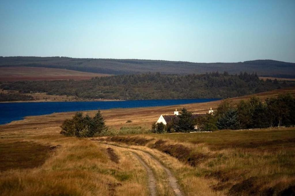 Torran Cottage - Views, Exclusivity & Tranquility Halkirk Extérieur photo
