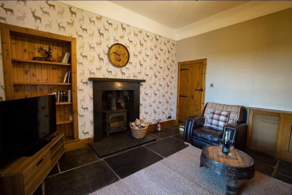 Torran Cottage - Views, Exclusivity & Tranquility Halkirk Extérieur photo